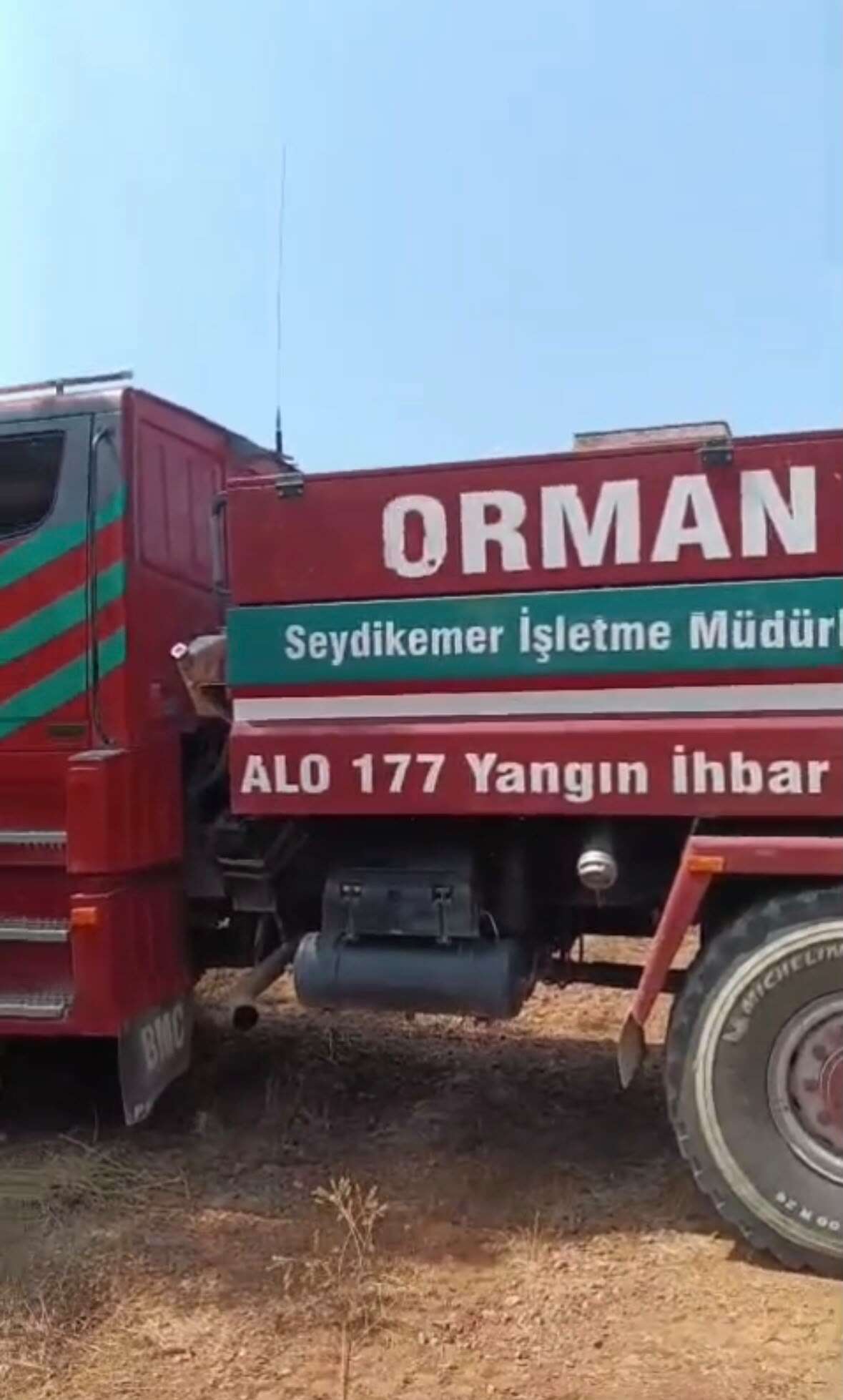 Muğla'da Çöp Depolama Alanında Çıkan Yangın Ormana Sıçradı 5